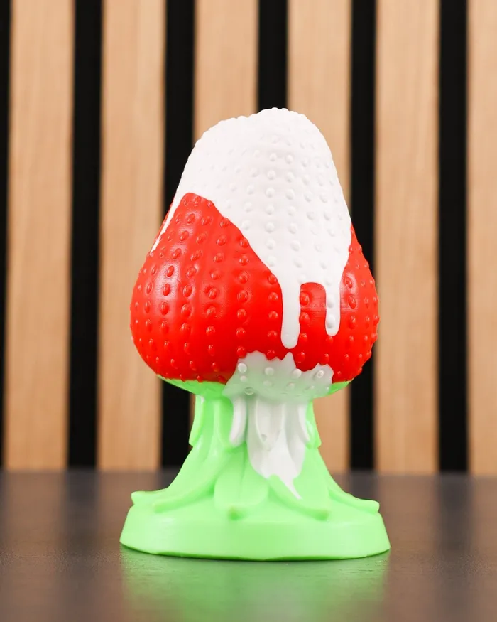 PhreakClub Anal Strawberry Plug Trophy Soft ShaftMedium Base FLOP